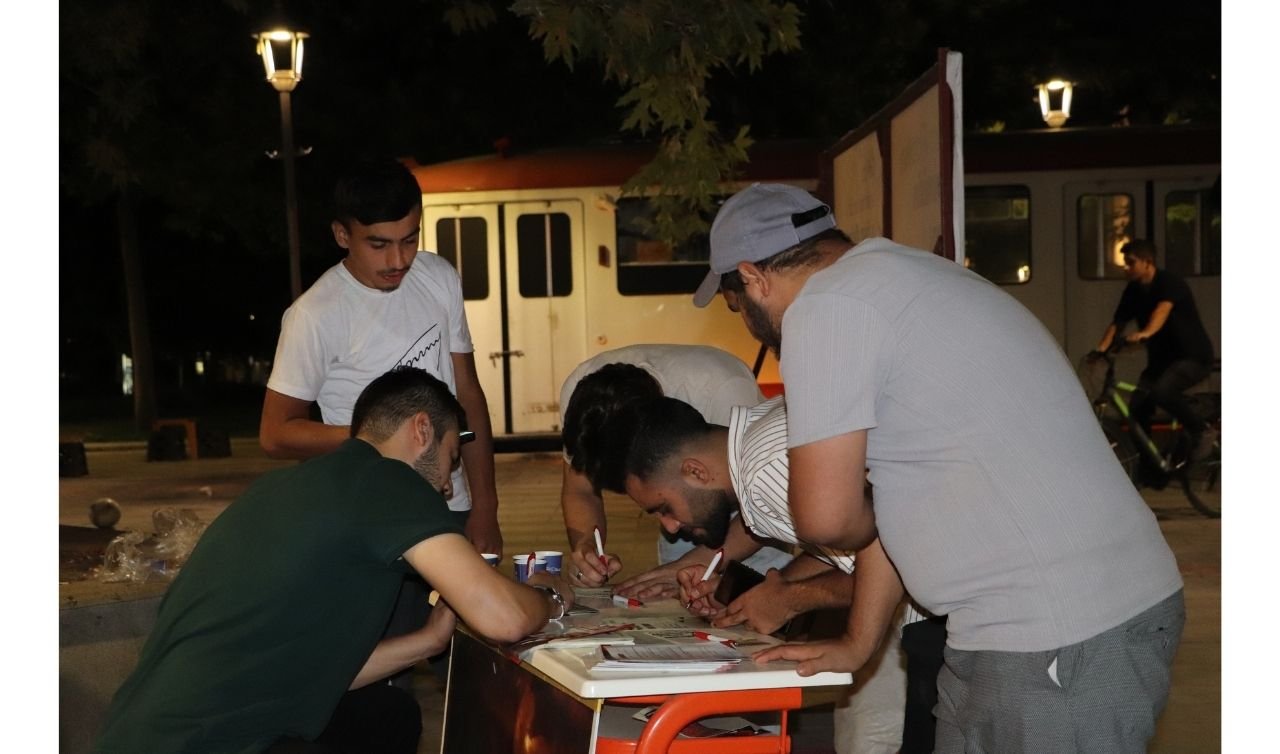 Konyalılar gol atıp fidan bağışladı: Saadet Partisi’nden anlamlı proje