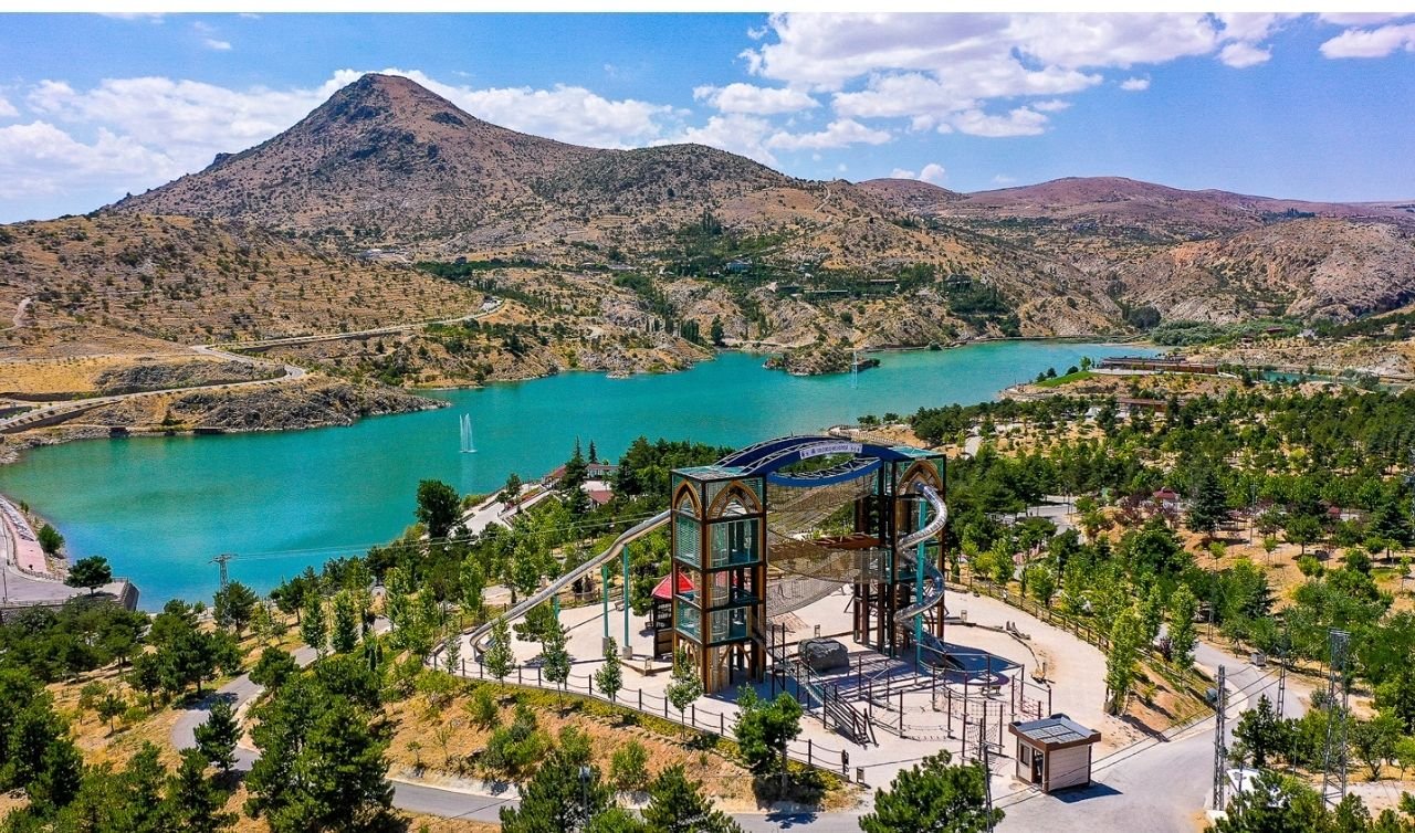  Konya’yı kazanan üniversite öğrencilerine Selçuklu daveti