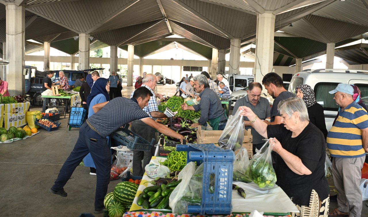 Konyalılar taze ve doğal ürünler için Yerli Ürün Pazarı’na akın ediyor
