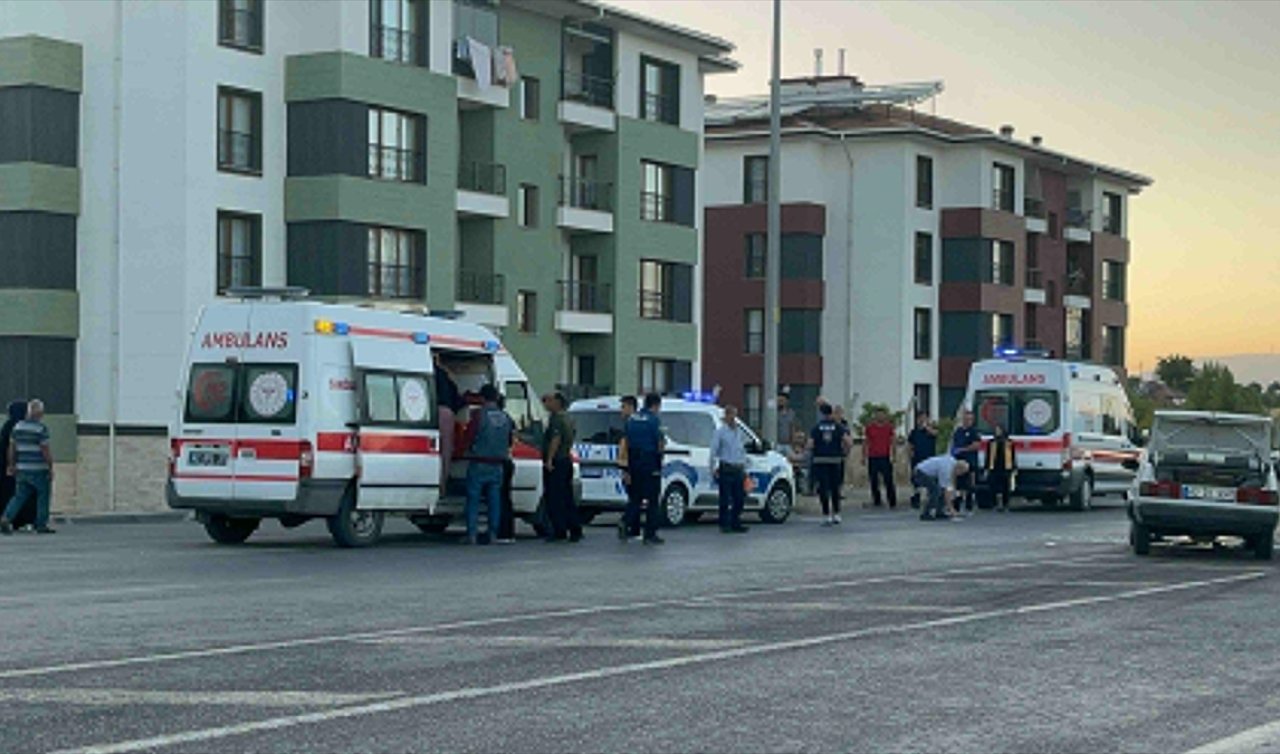 Konya’nın bu ilçesinde Yeni Toki Kavşağı’nda iki otomobil çarpıştı