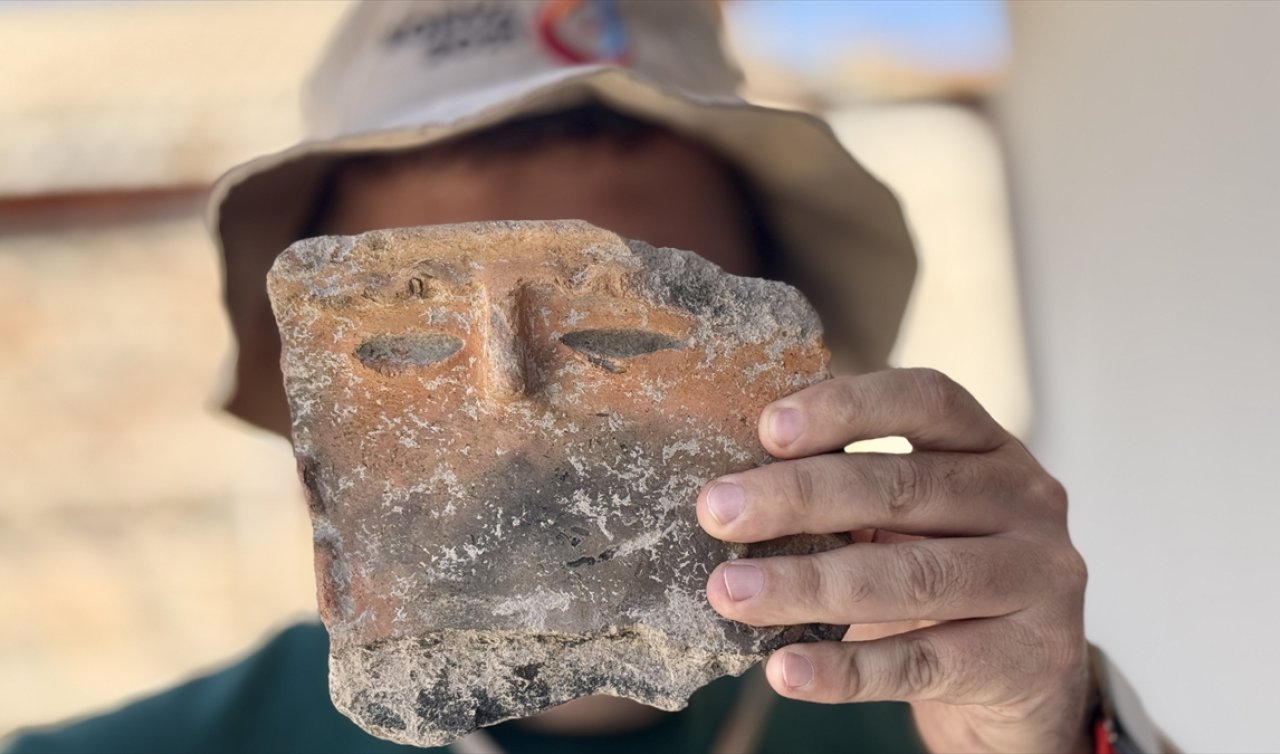  Anadolu tarihine ışık tutan buluntu: Konya Gökhöyük’te 5 bin yıllık parça bulundu 