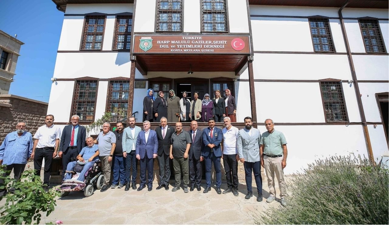 Akyürek ve Kavuş, Meram’da gönüllere dokundu