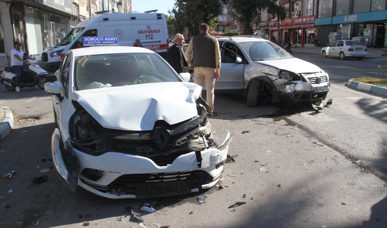  Konya’da iki ayrı kaza meydana geldi, 6 kişi yaralandı