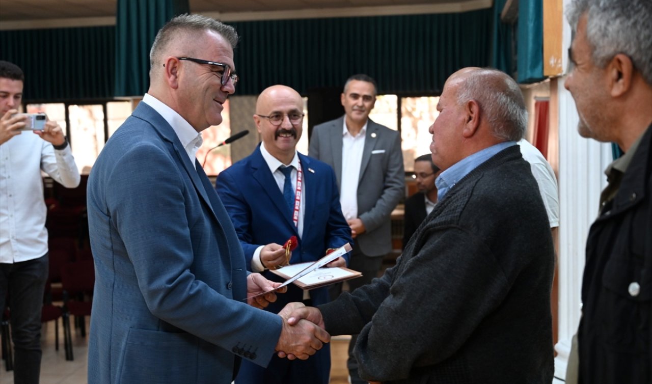 Seydişehir’de kan bağışçılarına madalya verildi