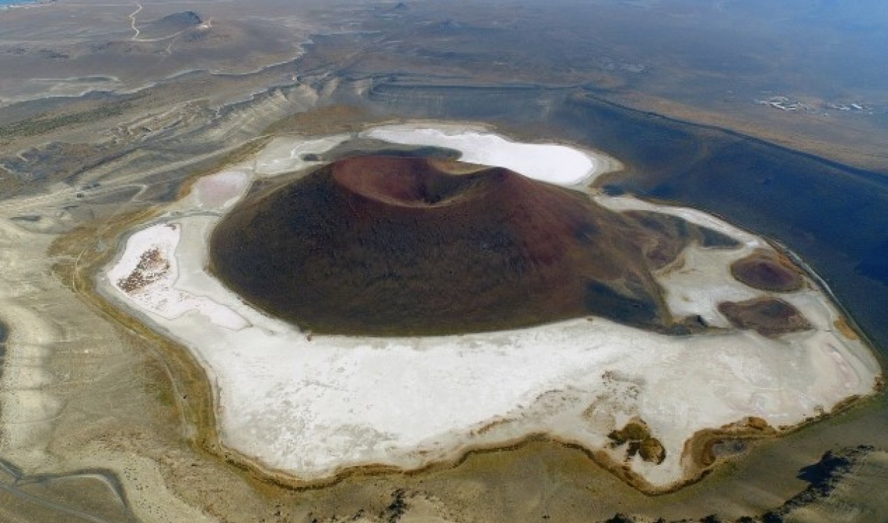 Bakan Kurum duyurdu: Konya’nın Meke Gölü hayata dönüyor