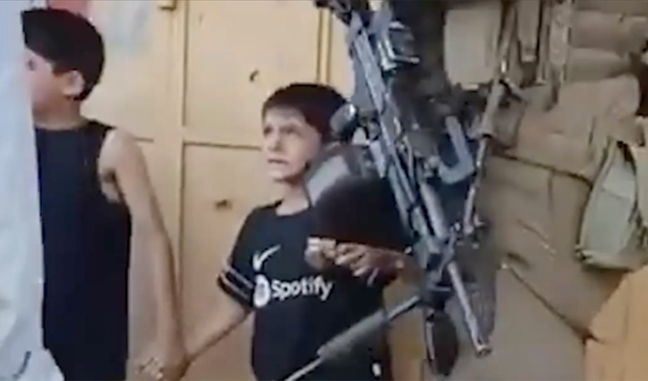 Katil İsrail: Batı Şeria’da İki çocuğu casuslukla suçlayıp gözaltına aldılar