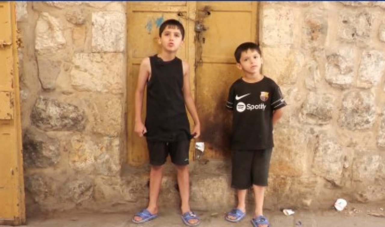 İsrail’in “casusluk“ iddiasıyla alıkoyduğu 5 ve 7 yaşlarındaki kardeşler: Annem gelene kadar korkudan ağladık