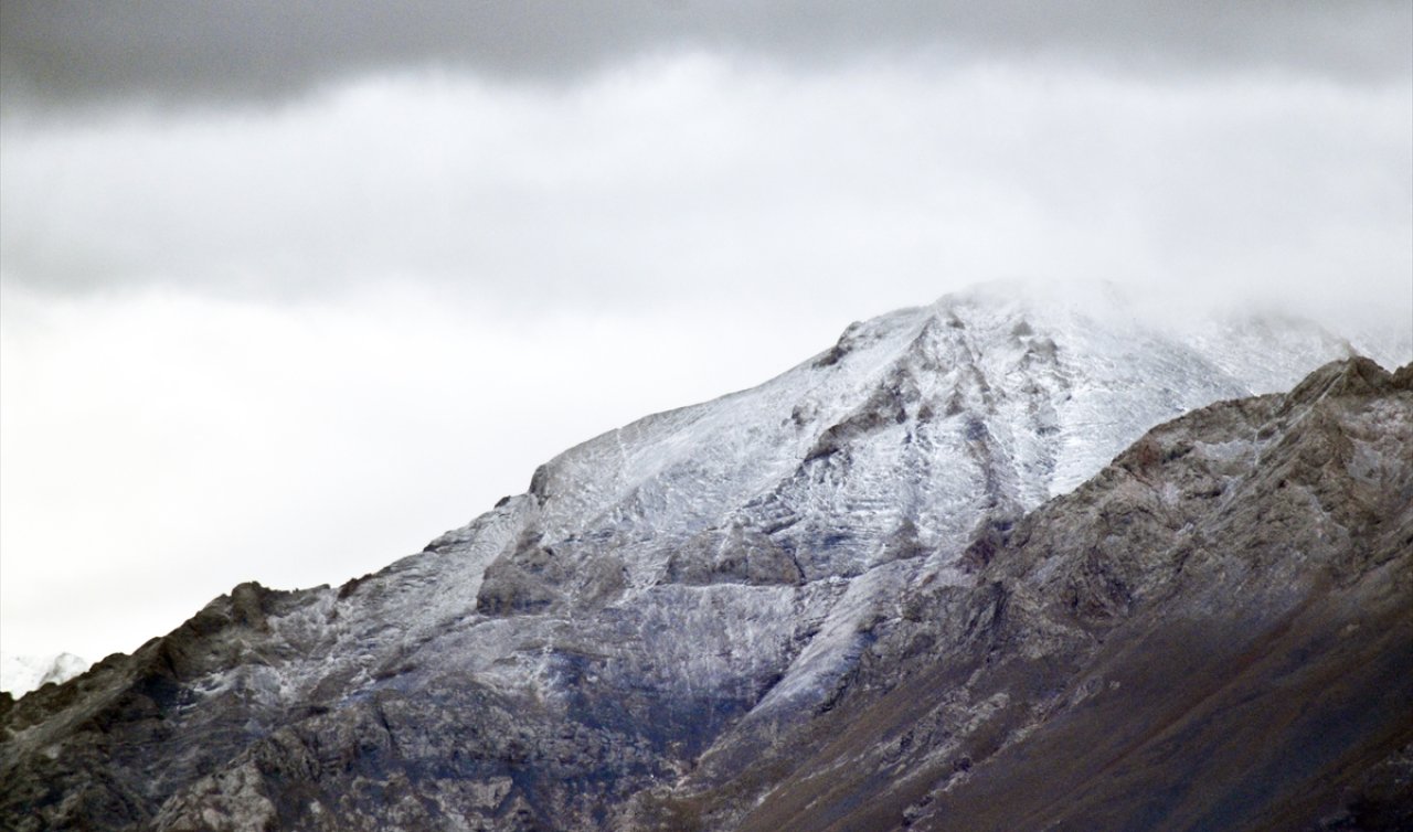  Konya’nın bu ilçesine mevsimin ilk karı düştü