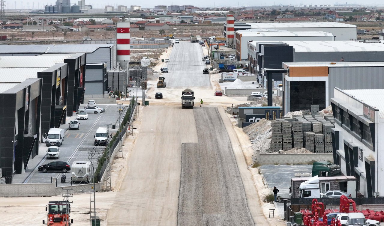  Karatay Belediyesi asfalt çalışmalarını sürdürüyor