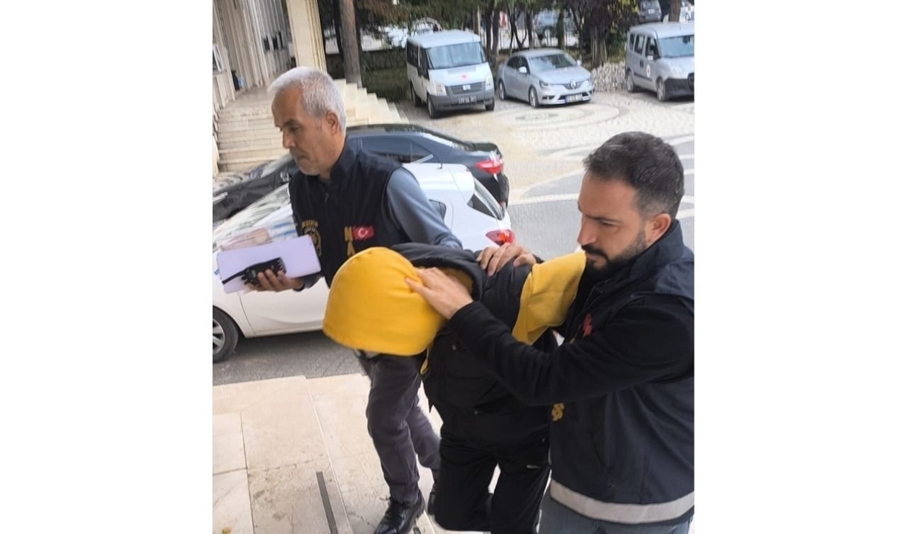  Konya’da uyuşturucu operasyonunda yakalanan şüpheli tutuklandı