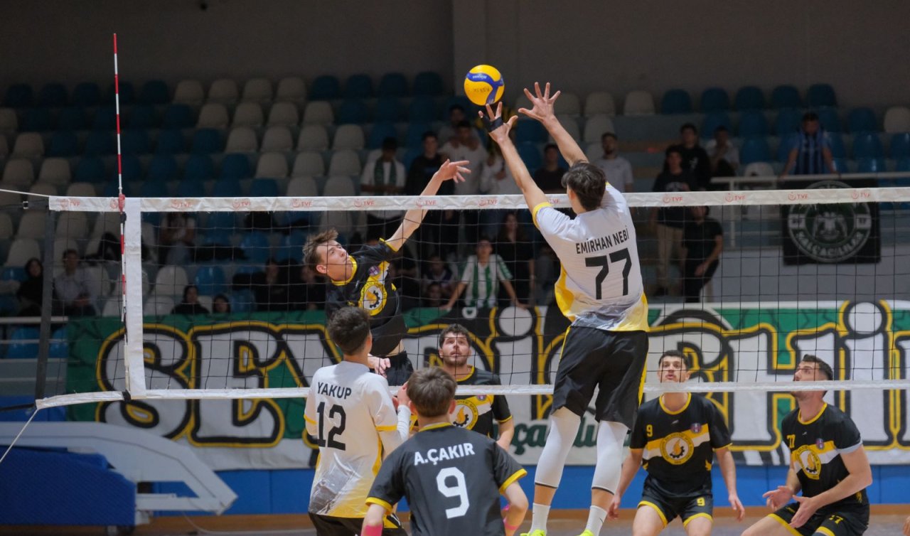  Büyükşehir Belediyespor Basketbol ve Voleybolda Yenilgi Yüzü Görmüyor