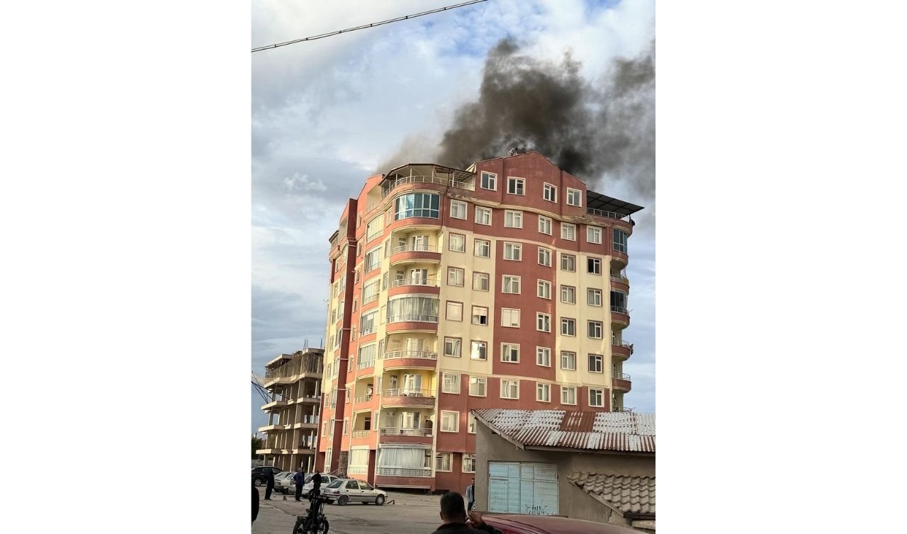  Konya’da 9 katlı apartmanda yangın çıktı! 