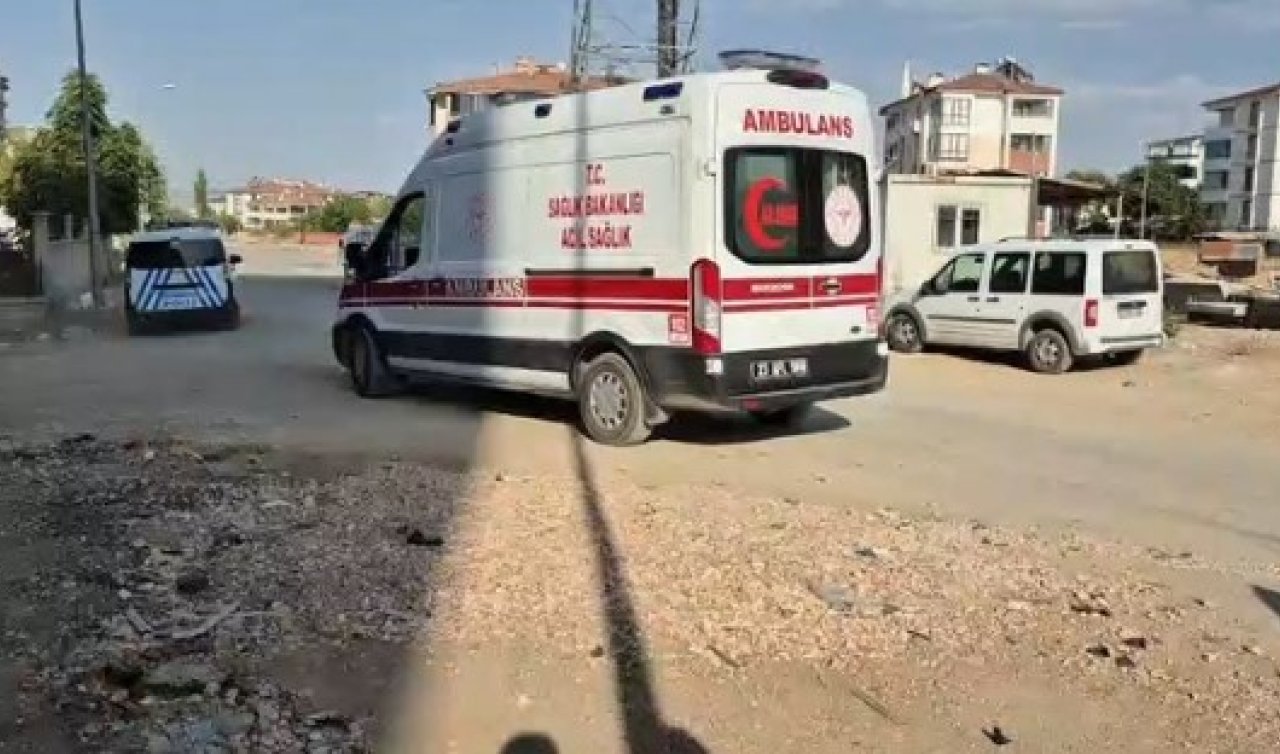 Konya’da inşaat işçisinin üzerine iskele düştü! 2 kişi yaralı