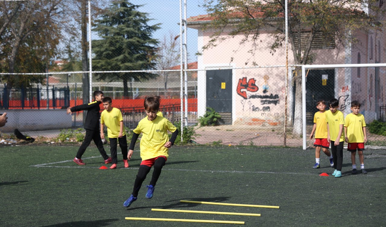 Konya’da çocuklar sporu sevdi! 13 bin öğrenci Kış Spor Okulları’nda buluştu