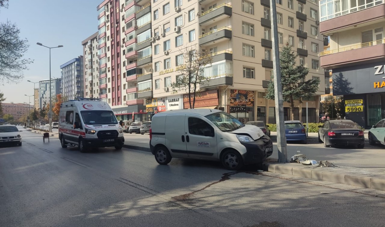  Konya’da ara sokaktan çıkan araç kazaya neden oldu