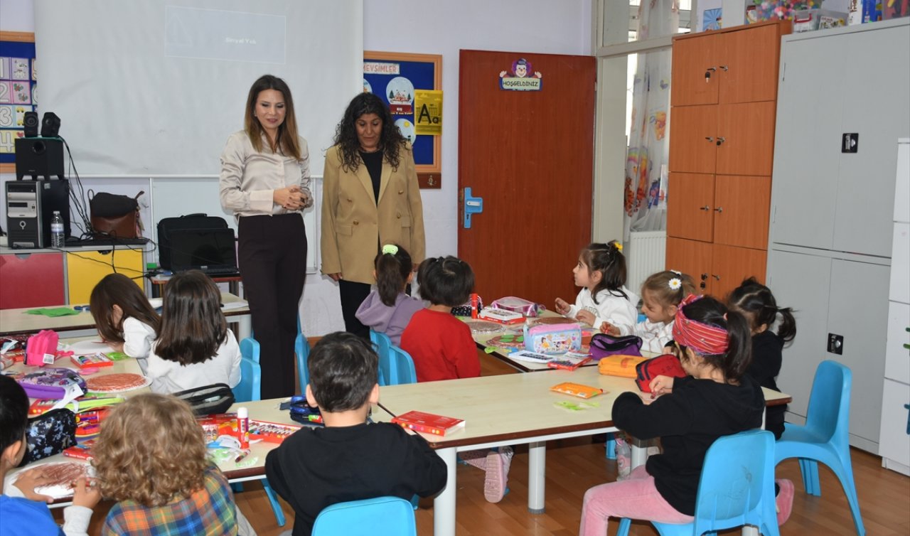 Konya’da 36 yıllık öğretmenlik serüveni! Anne-Kız aynı koridorda nesilleri yetiştiriyor