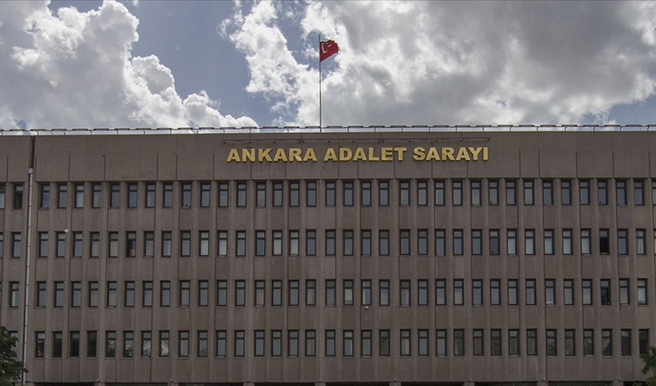 Sosyal medyada hakaret, taciz ve tehdit içerikli paylaşım yaptıkları belirlenen 14 şüpheli gözaltına alındı