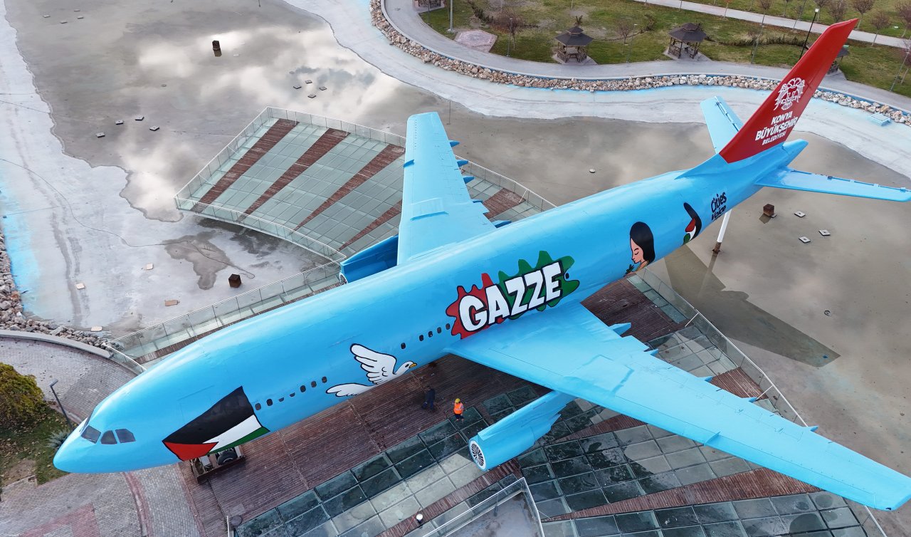 Konya’ya gelenler şaşkın: Gazze temalı uçakla karşılanıyor!