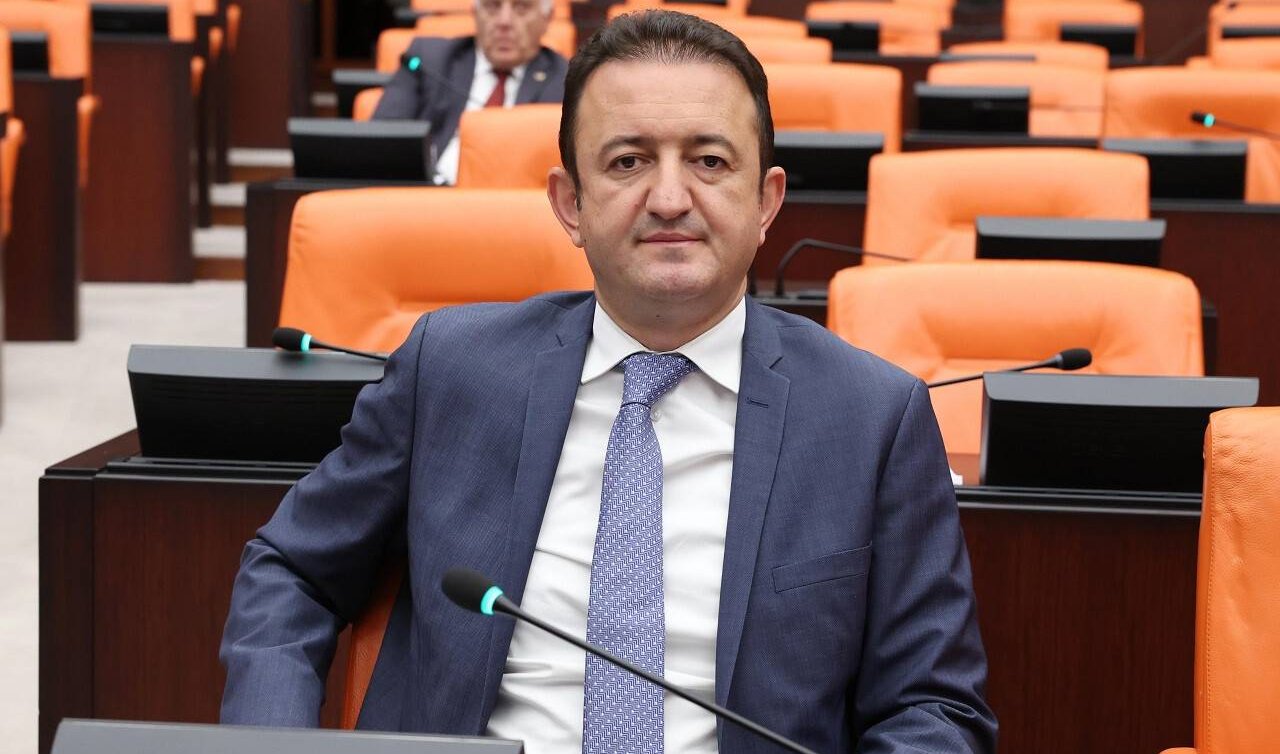 Emekli geçinemiyor, TÜİK başkanı zam alıyor! CHP’li Bektaş’tan bomba iddia