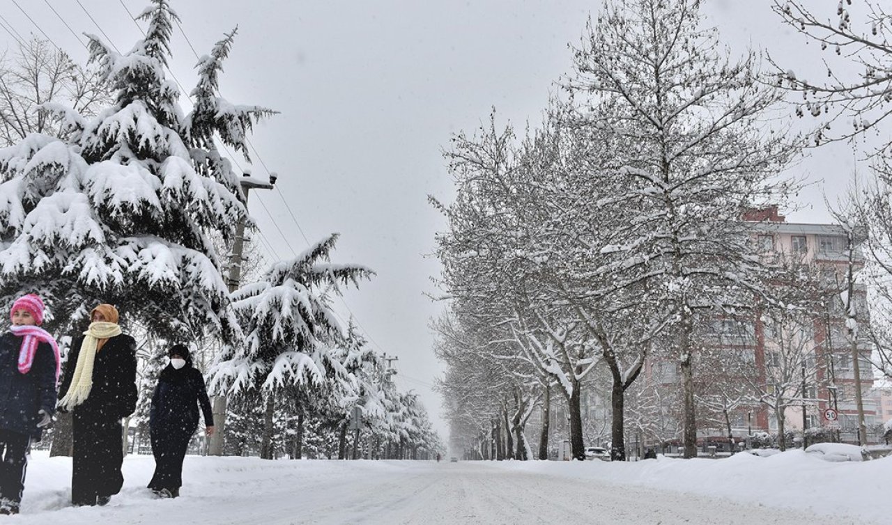 Konya soğuk havanın etkisine giriyor: Sağanak yağış ve kar kapıda...