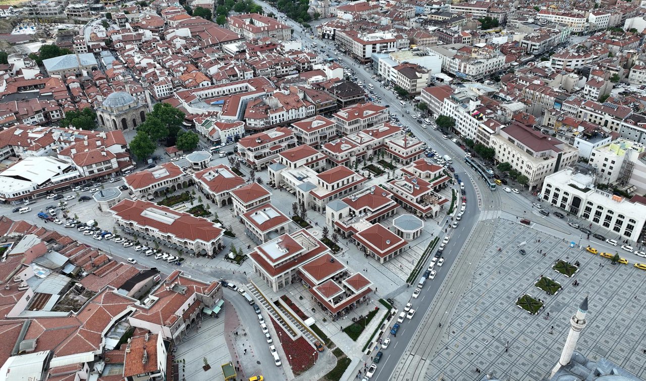 Konya esnafı Hazreti Mevlana’nın 752. Vuslat Yıl Dönümü törenlerine hazır