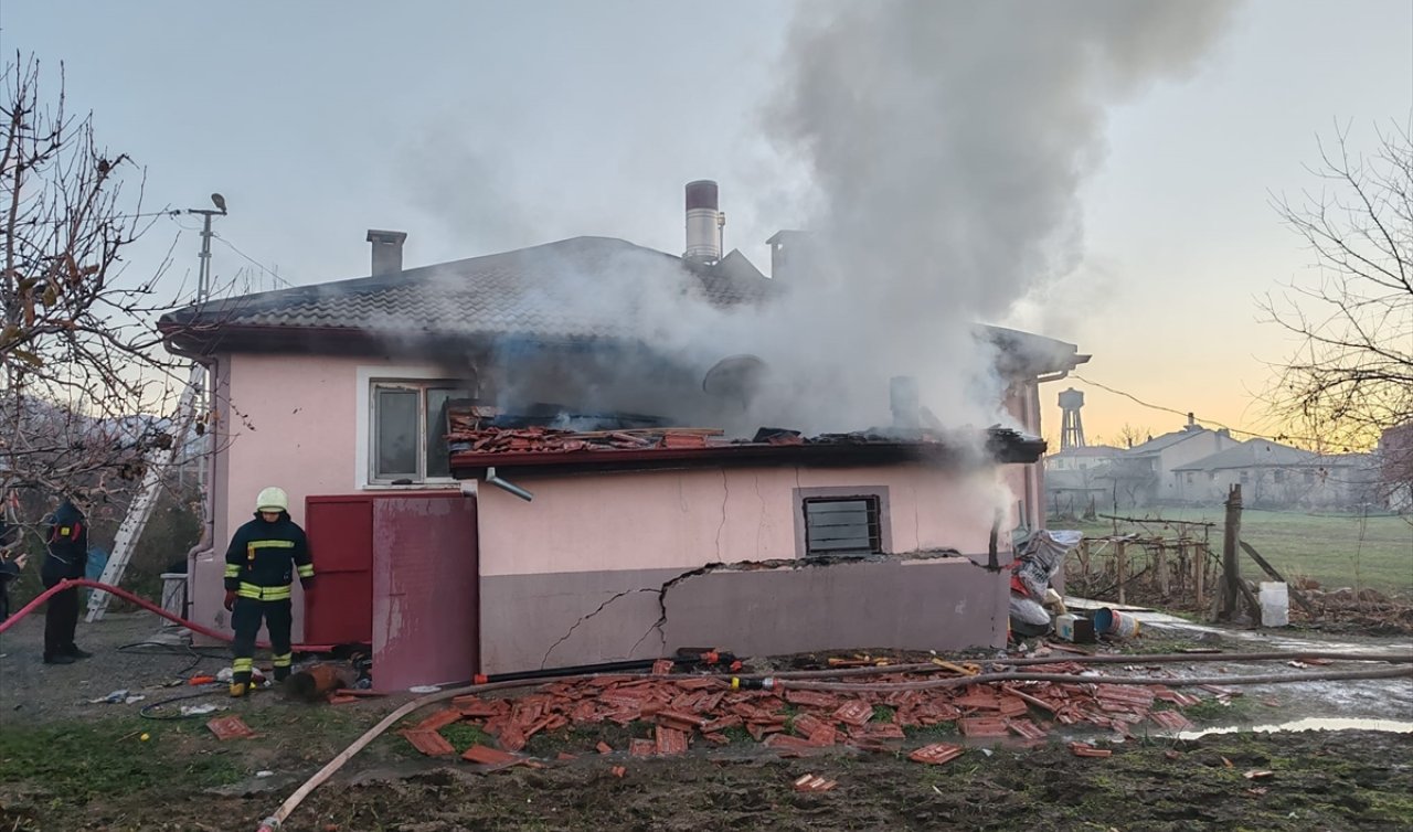 Konya’da müstakil evin garajında yangın çıktı!