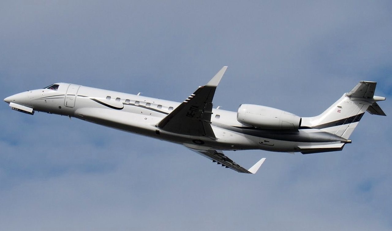 Ankara Esenboğa Havaalanı Uçuşa Kapatıldı: Ankara’da Özel Jet ile İrtibat Kesildi