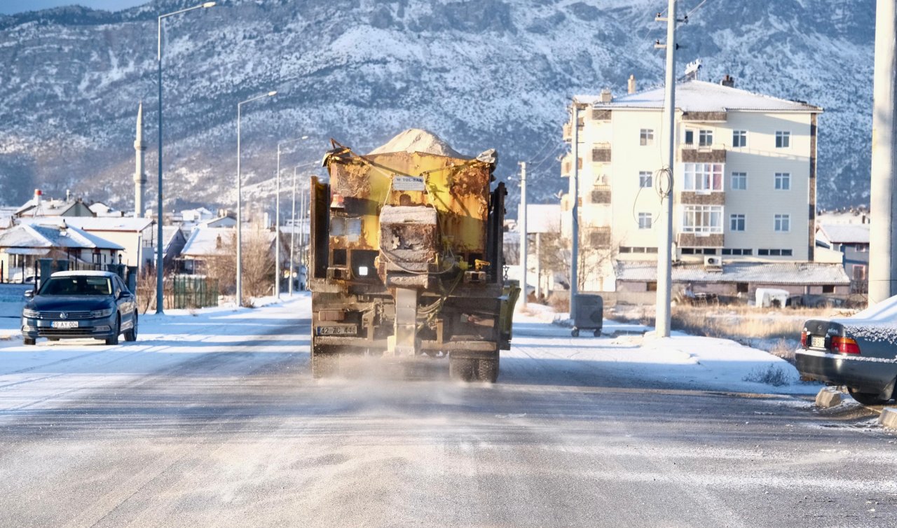Seydişehir’de kar yağışı sonrası ekipler teyakkuzda