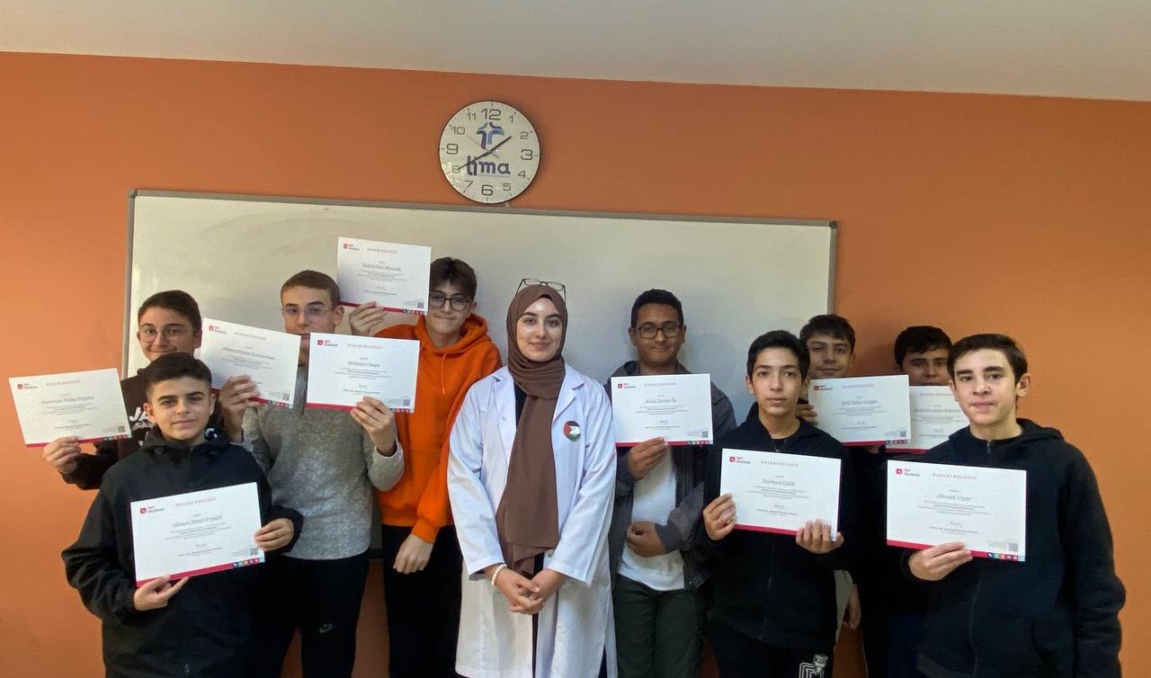 LİMA’da Dijital Medya Okuryazarlığı Programı tamamlandı: Öğrenciler TRT onaylı belge aldı