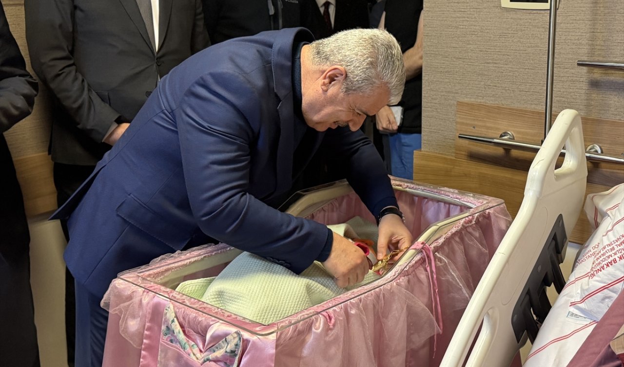 Konya’da yeni yılın ilk bebekleri 1 dakika arayla dünyaya geldi