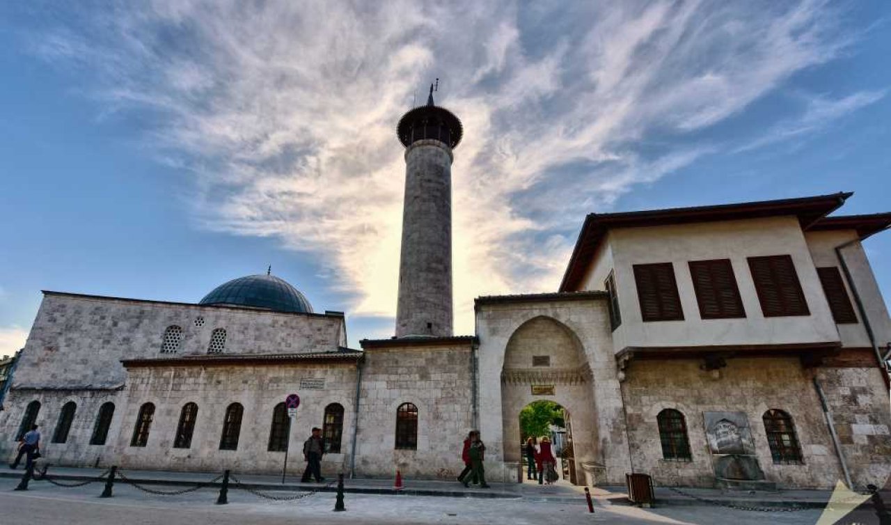 Anadolu’nun ilk camisi yeniden açıldı: Habib-i Neccar’da ilk cuma kılındı