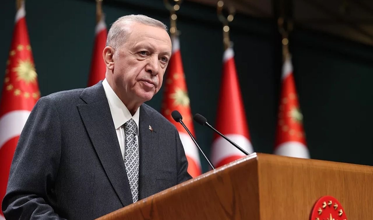 Cumhurbaşkanı Erdoğan‘dan gençlere büyük müjde: İlk 6 ay maaş devletten!