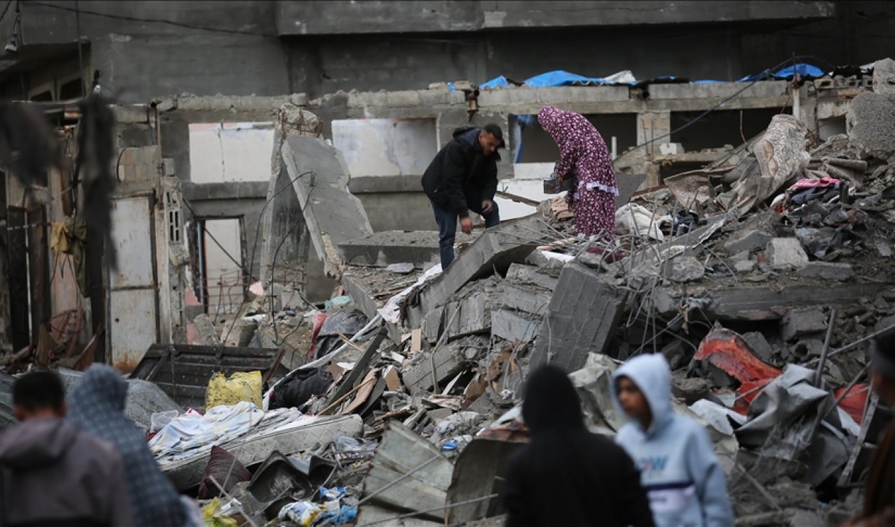 İsrail, Gazze Şeridi’ne hava ve topçu saldırılarını sürdürdü