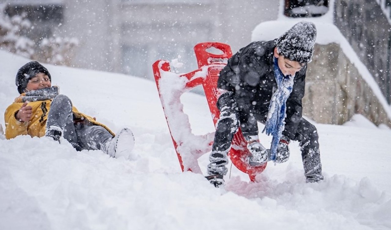 Öğrenciler merakta: Konya’da tatil edilen okullar nereler?
