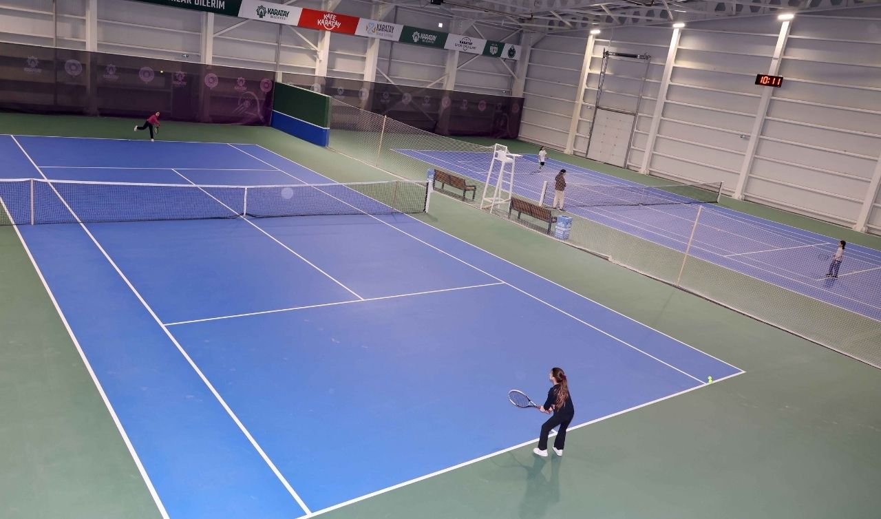 “Konya Tenis Turnuvası” Karatay’da tüm heyecanıyla sürüyor