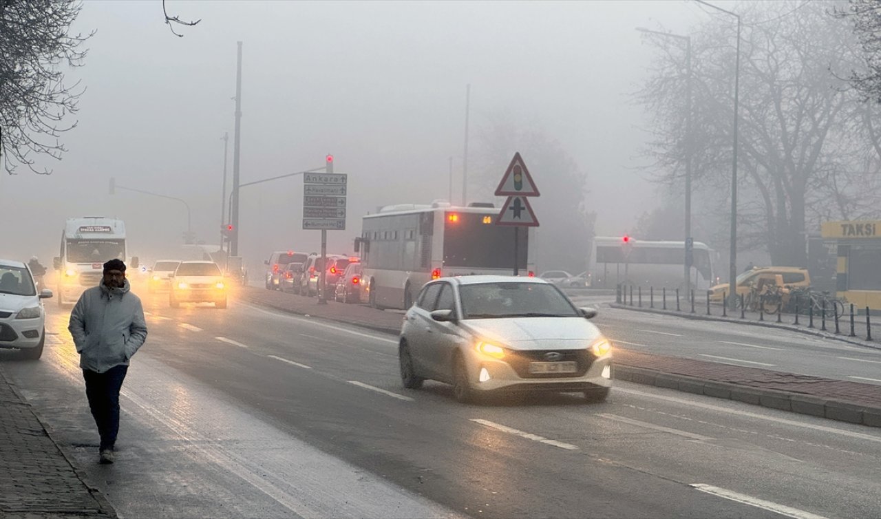Konya’da görüş 30 metrenin altına düştü