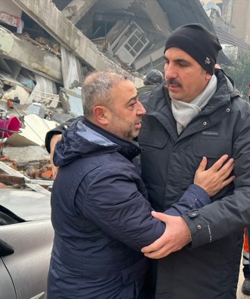 Konya Büyükşehir Belediye Başkanı Altay’dan 6 şubat depremlerine ilişkin mesaj
