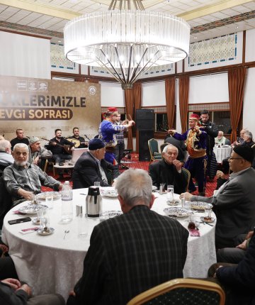 Konya Büyükşehir’den “Büyüklerimizle Sevgi Sofrası” Programı