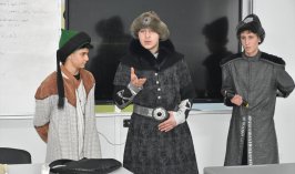 Konya’da geleceğin esnafı tiyatro oyunuyla Ahiliği anlatıyor