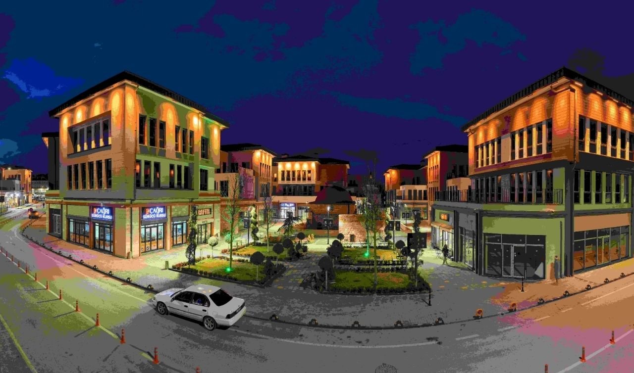 Konya’da bir ilk: Tarihi çarşı güneş enerjisiyle aydınlatılıyor 