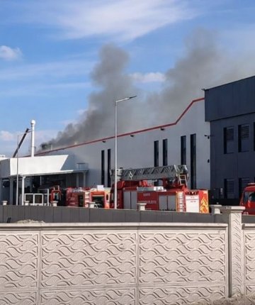 Konya’da Organize Sanayi Bölgesi’nde bir fabrika yangın çıktı!