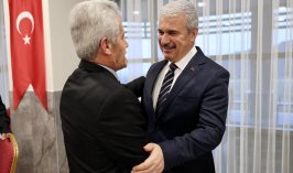 Konya Valisi Akın, huzurevi sakinleriyle iftarda buluştu