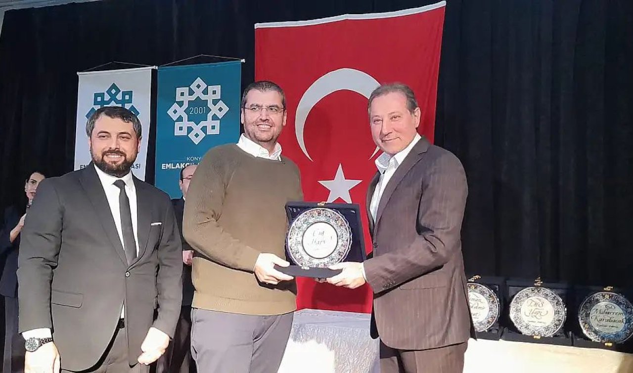 Emlakçılar Odası’ndan Çığ Yapı’ya plaket!