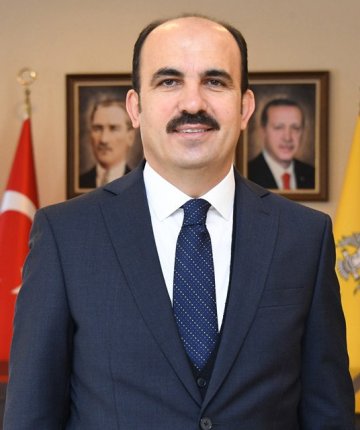 Konya Büyükşehir Belediye Başkanı Altay’dan 8 Mart Dünya Kadınlar Günü mesajı