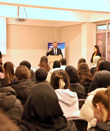 Konya  İŞKUR meslek tanıtım günü ile  gençlerin yanında 