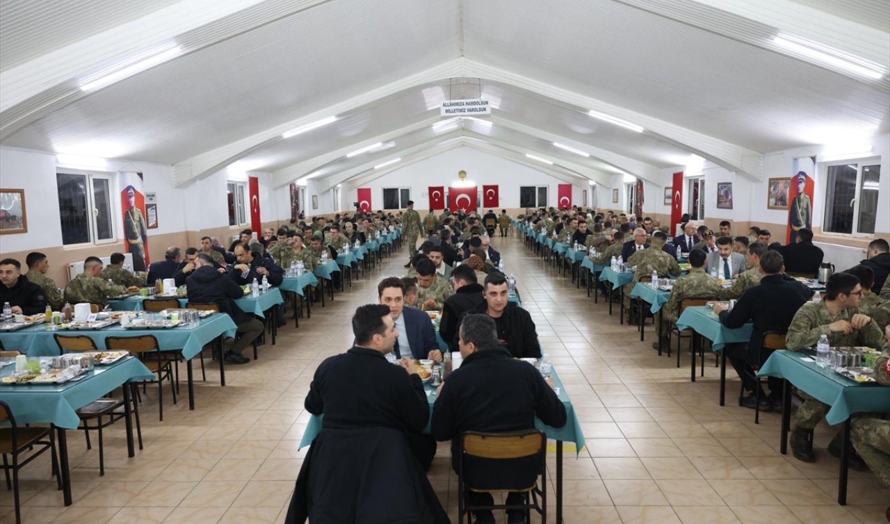 Konya’da şehit aileleri ve gaziler iftarda buluştu