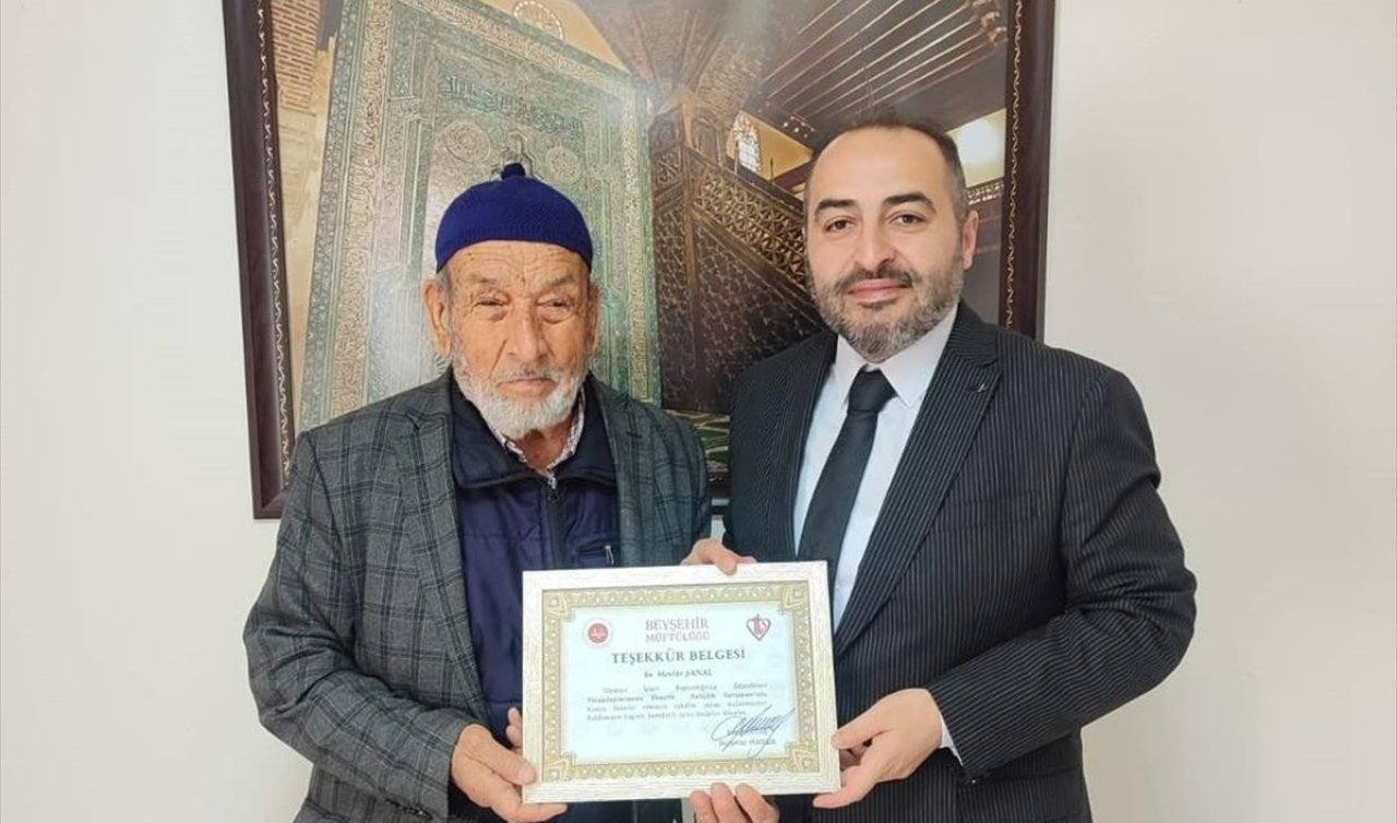 Konya’da 84 yaşındaki hafız il ikincisi oldu