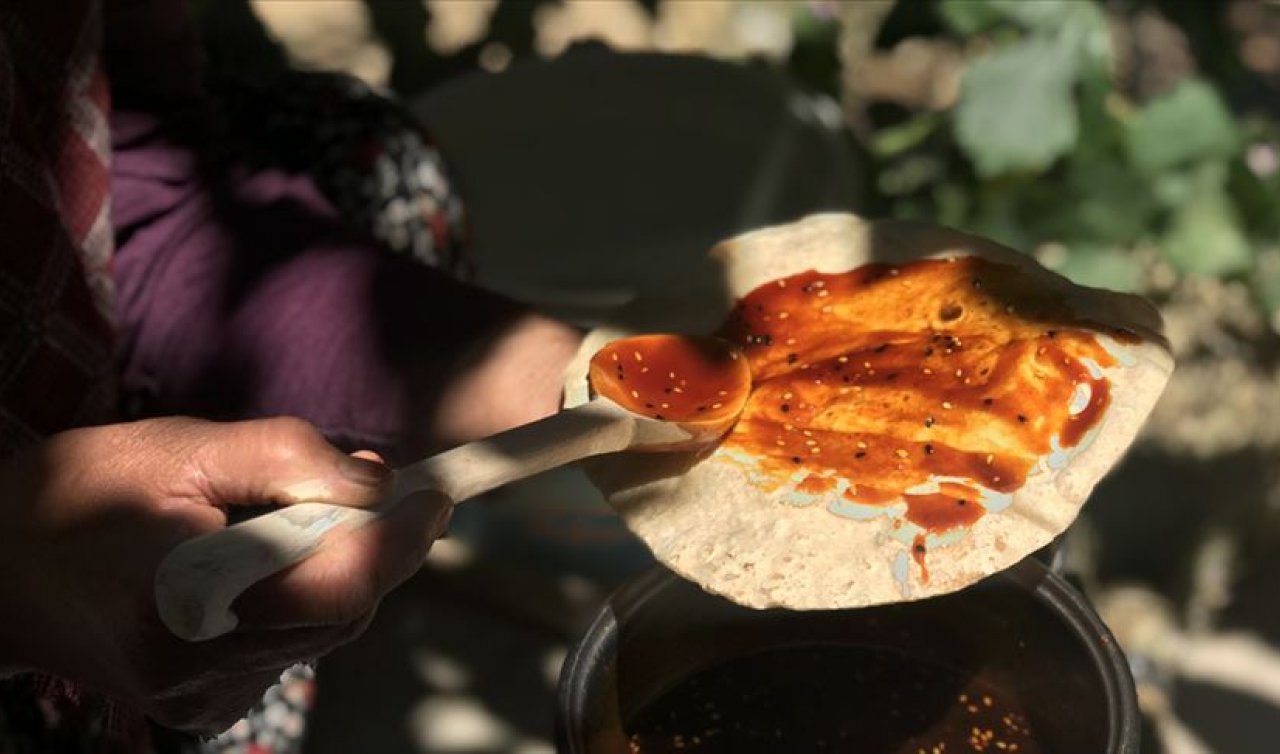  Konya’nın dağ ilçesinde asırlık bayram geleneği: Külçe tatlısı