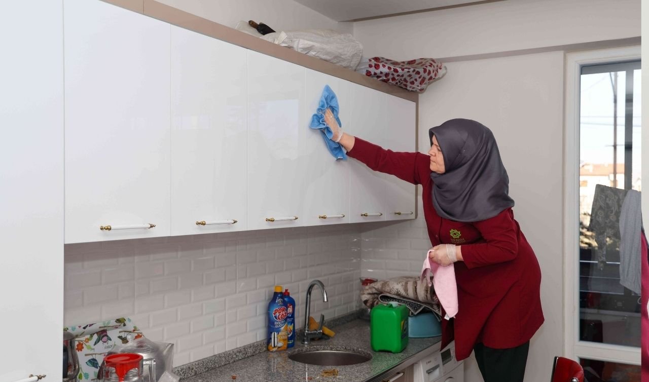 Meram Belediyesi’nden yaşlılara bayram öncesi destek