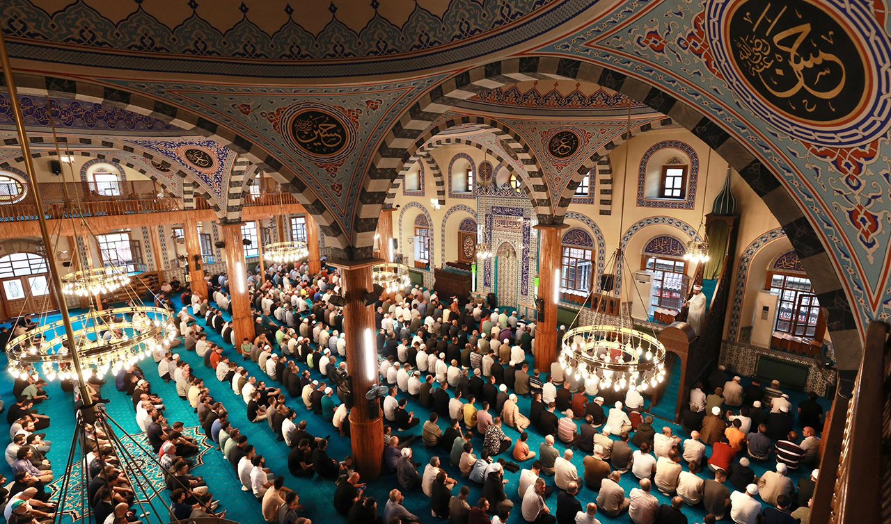 Konya’da bayram namazı saat kaçta kılınacak? İşte il il saatler
